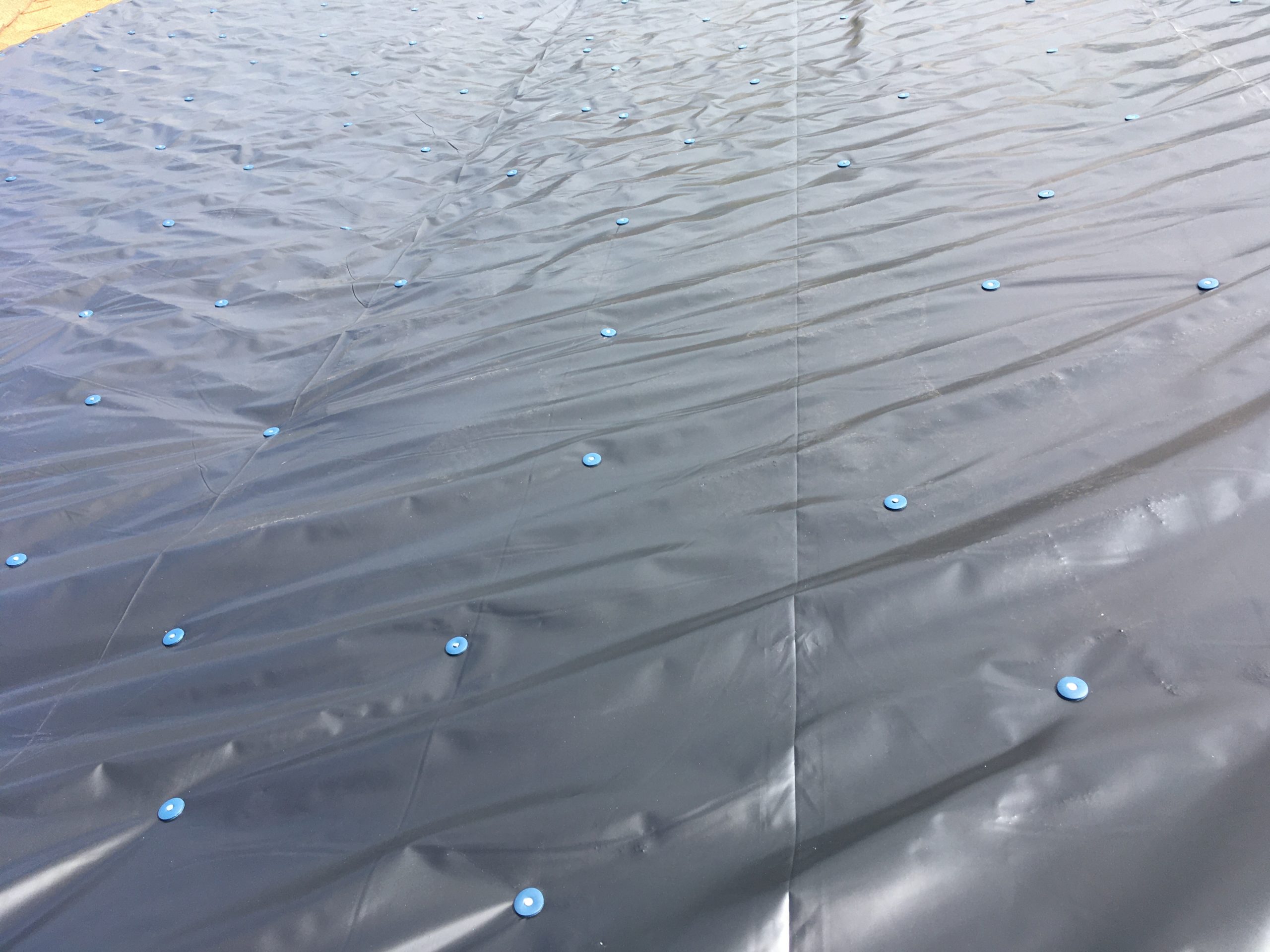 Install A Blue Tarp On A Roof Diy In A Hour