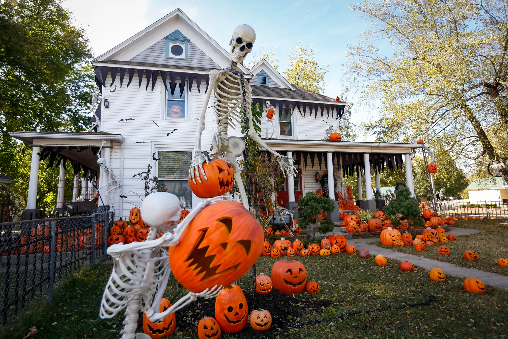 Halloween Decorations On A House A866A245 E98B 4875 91Aa 9C0D3256B57A 10.14.22 Halloween07 | The Best Way To Decorate For Halloween Without Damaging Your Roof Or Exterior
